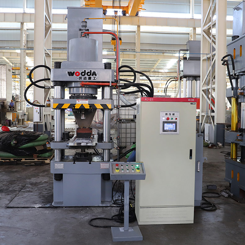 315噸四梁四柱液壓機 315噸四梁四柱液壓機