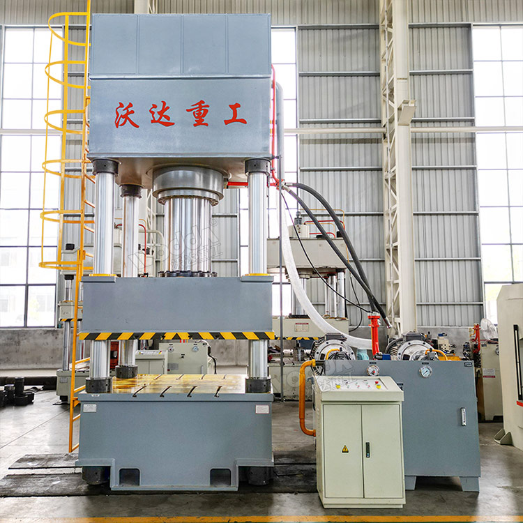 800噸三梁四柱液壓機 800噸三梁四柱液壓機