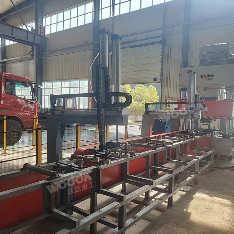 630噸錨桿托盤(pán)生產(chǎn)線(xiàn)現(xiàn)場(chǎng)